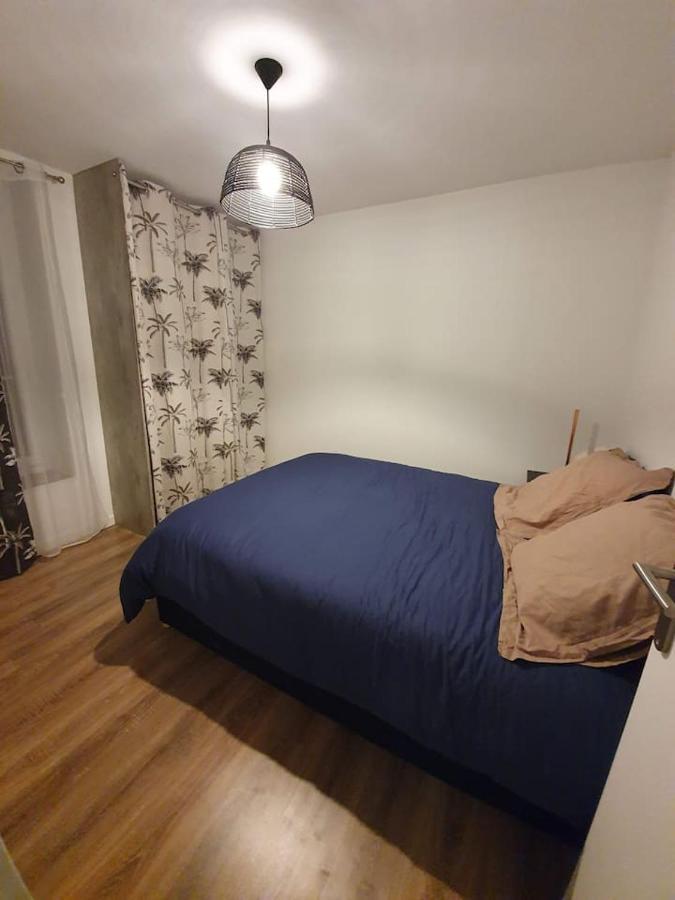 Charmant Petit F1 Apartment Tain-l'Hermitage Bagian luar foto